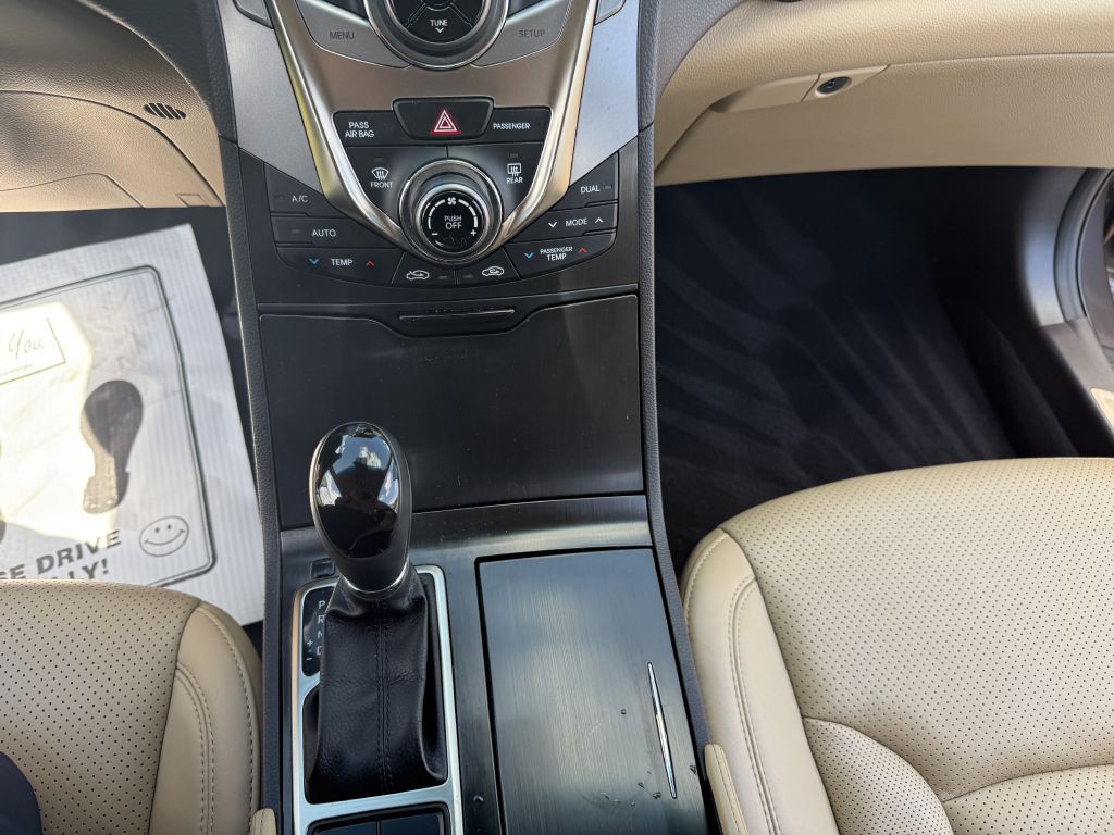 2014 Hyundai Azera Image 12