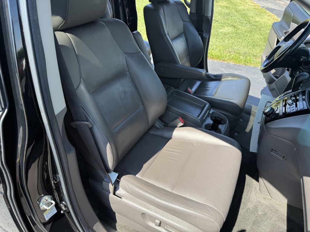 2011 Honda Odyssey Image 9
