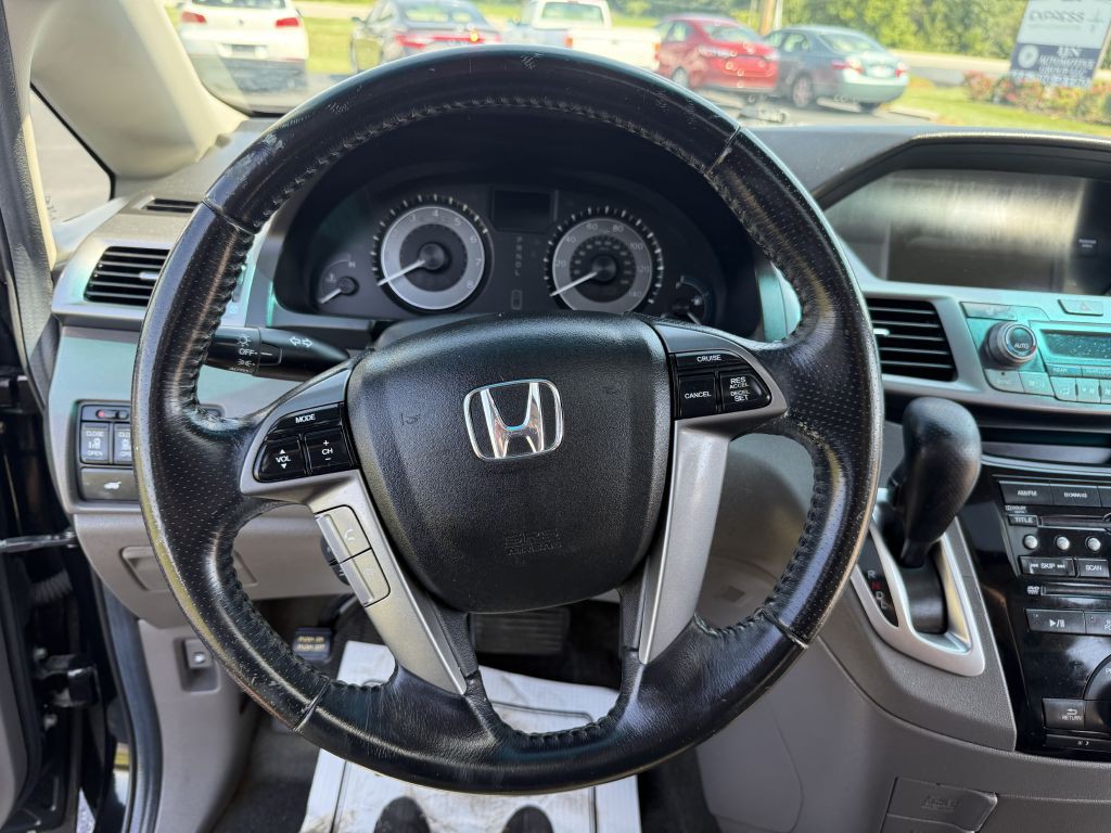 2011 Honda Odyssey Image 11