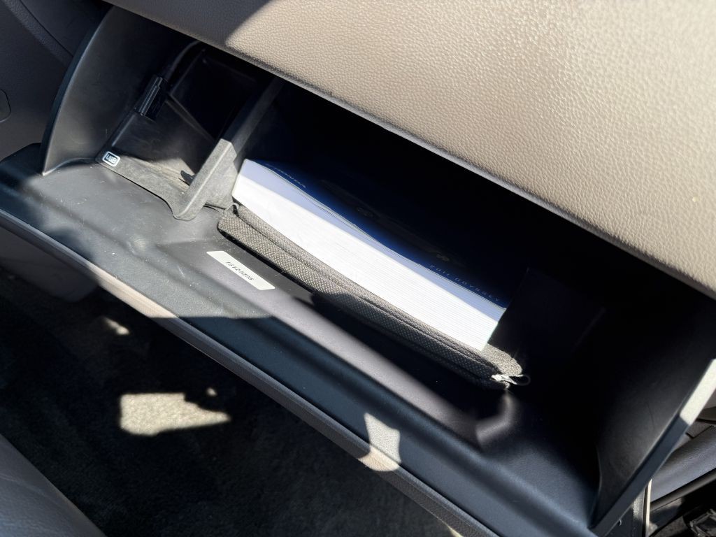 2011 Honda Odyssey Image 19
