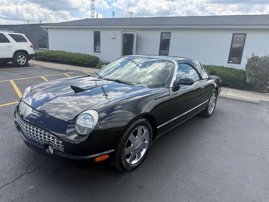 2002 Ford Thunderbird Image 2