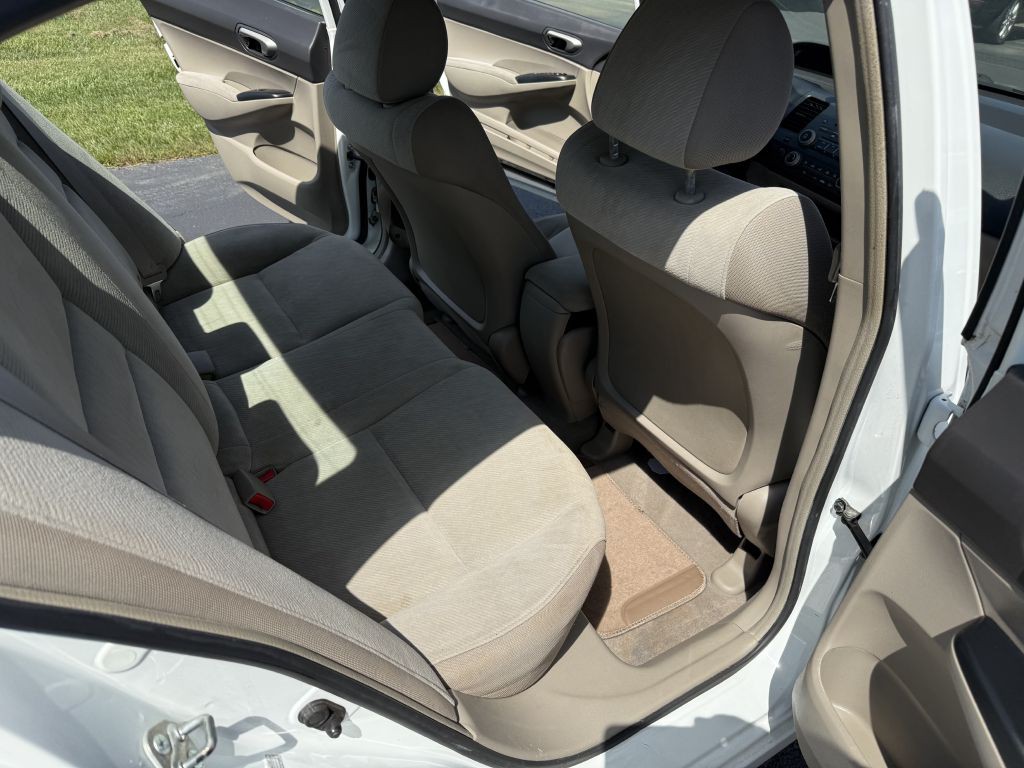 2011 Honda Civic Image 9