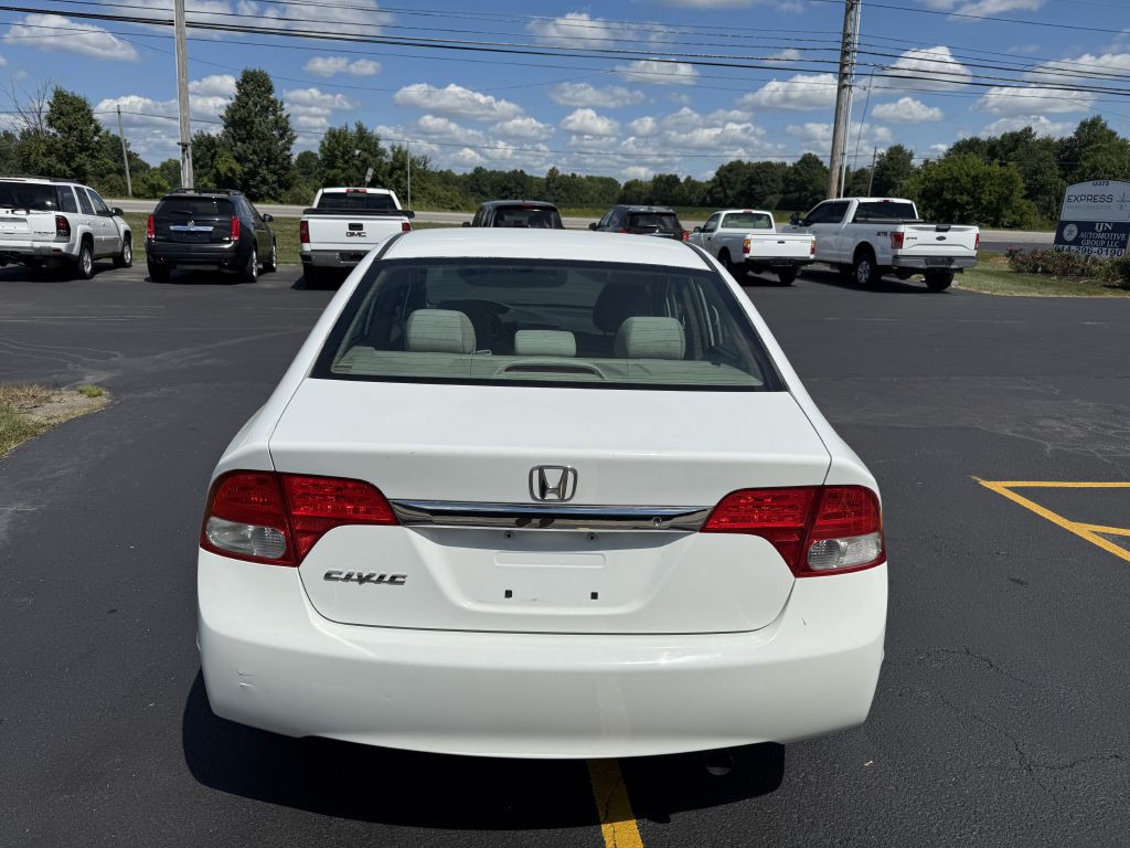 2011 Honda Civic Image 22