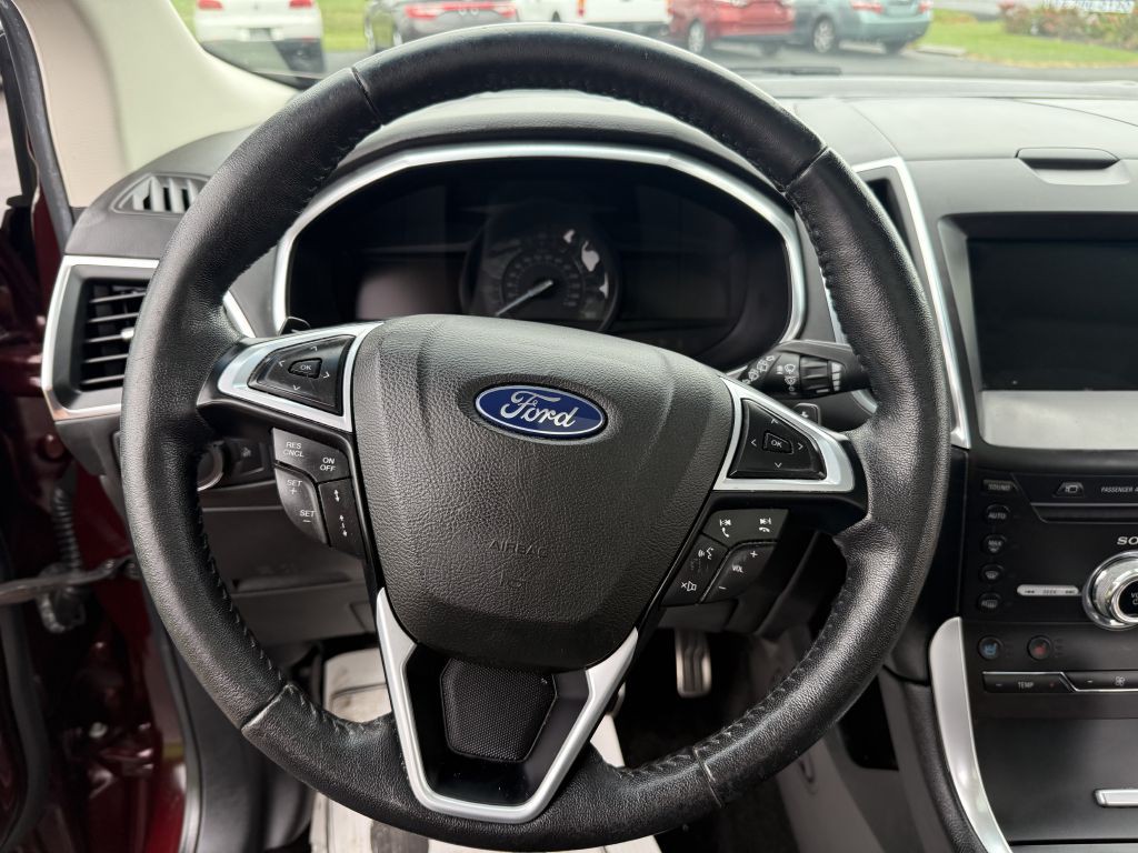 2018 Ford Edge Image 10