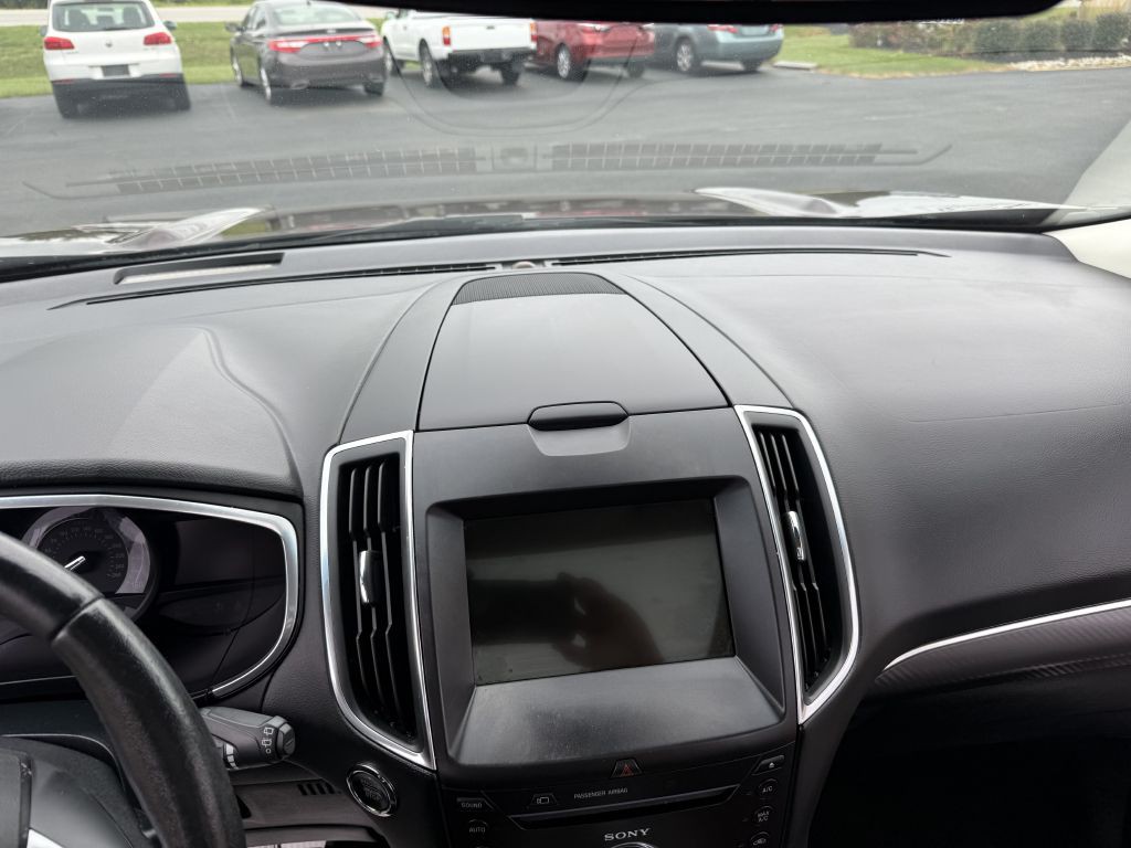 2018 Ford Edge Image 13