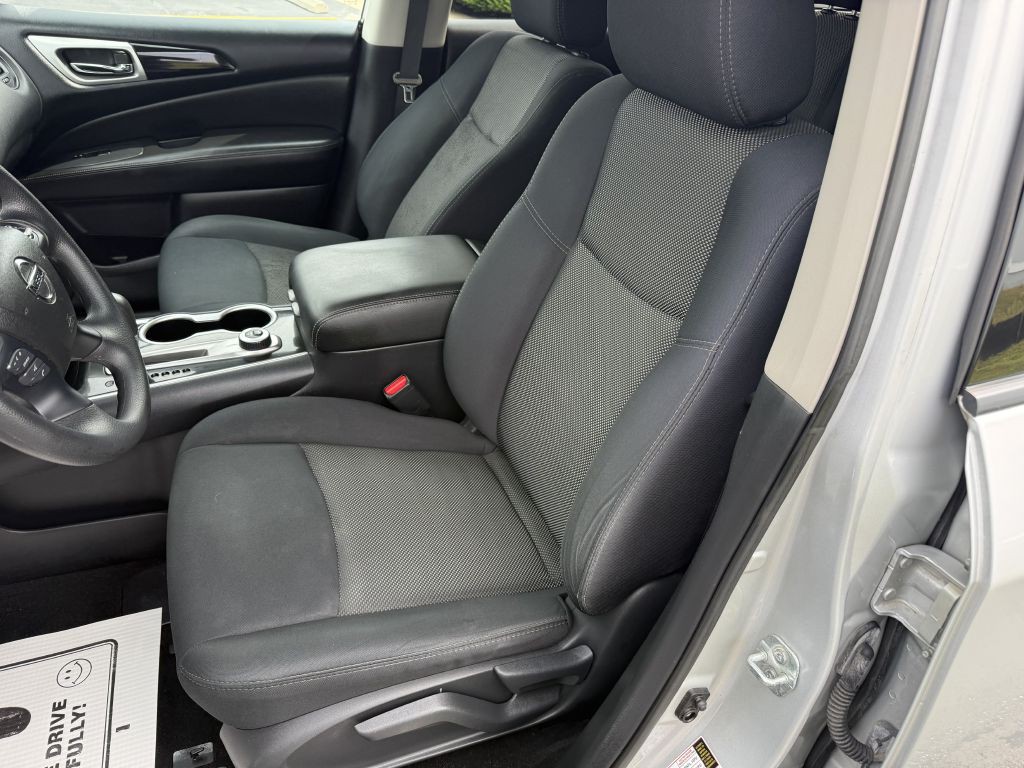 2018 Nissan Pathfinder Image 6