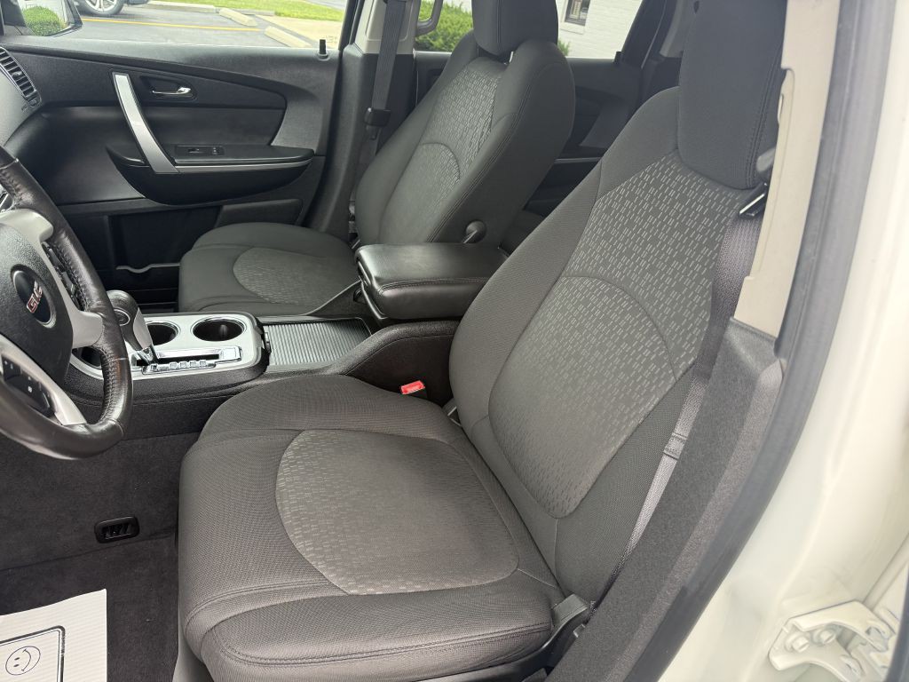2012 GMC Acadia Image 6