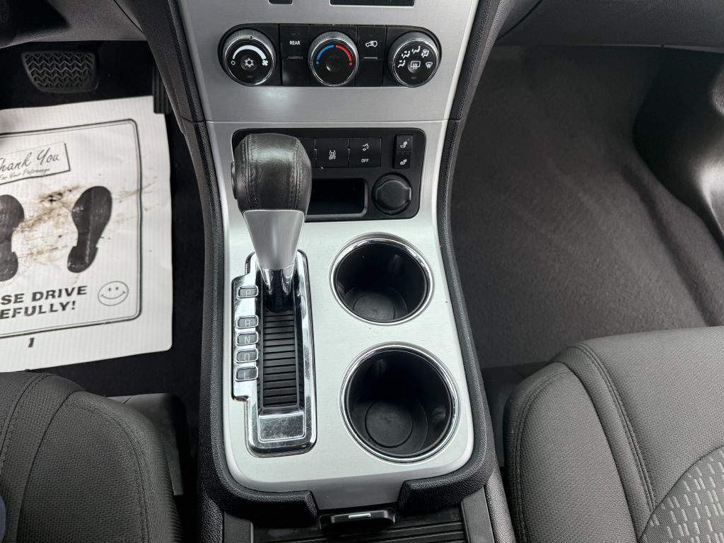 2012 GMC Acadia Image 13