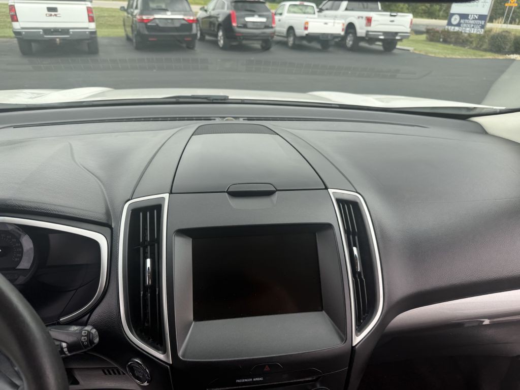 2015 Ford Edge Image 13