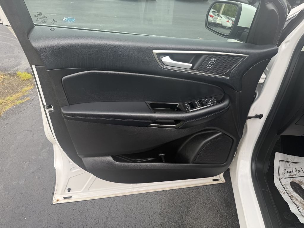2015 Ford Edge Image 15