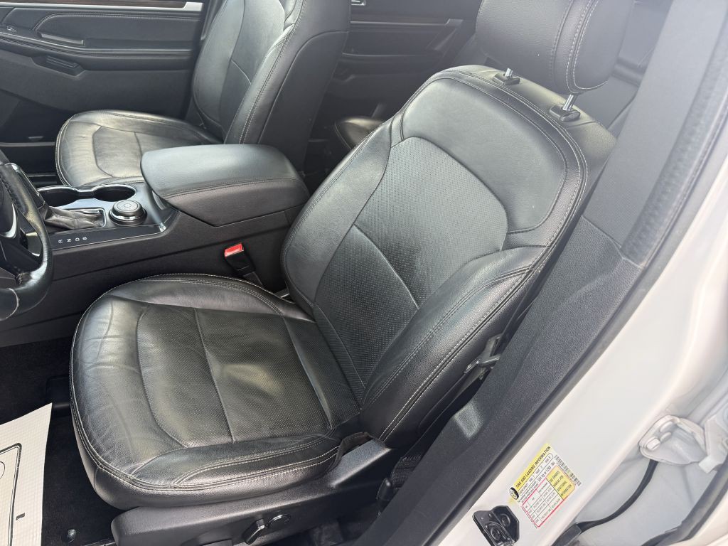 2017 Ford Explorer Image 6