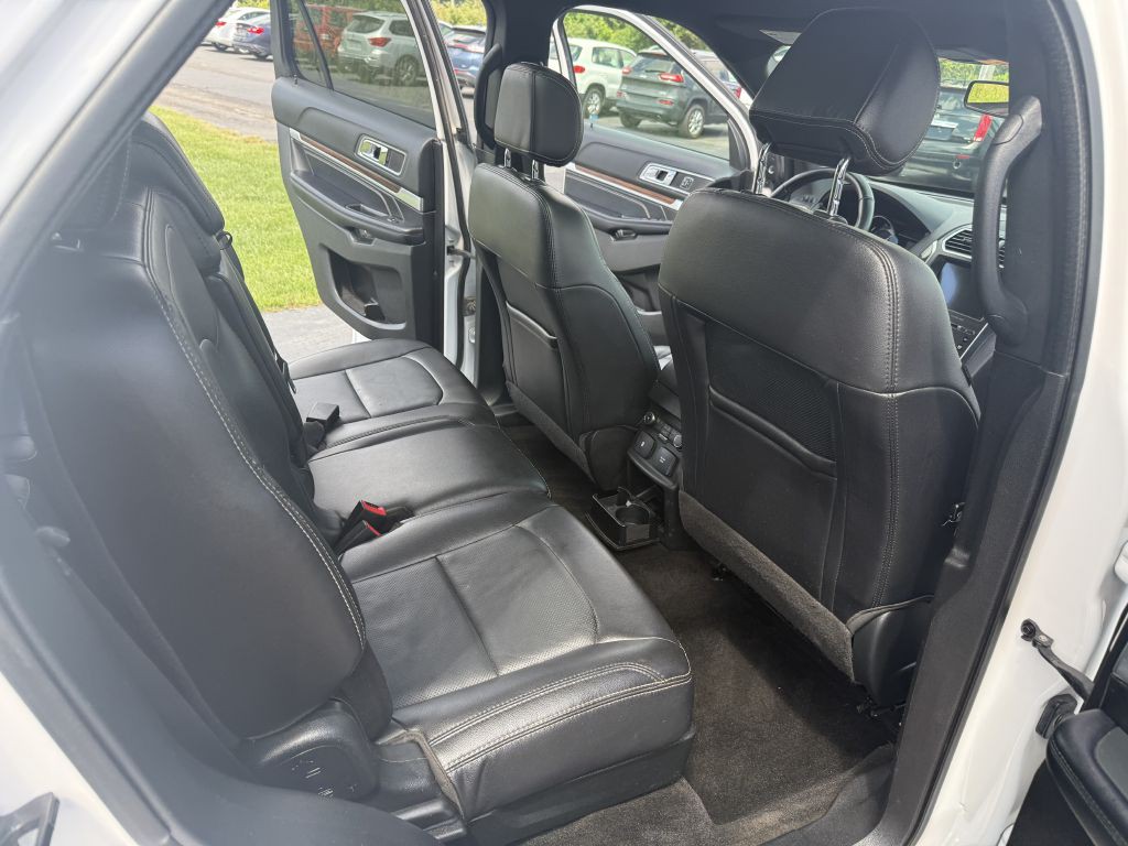 2017 Ford Explorer Image 10