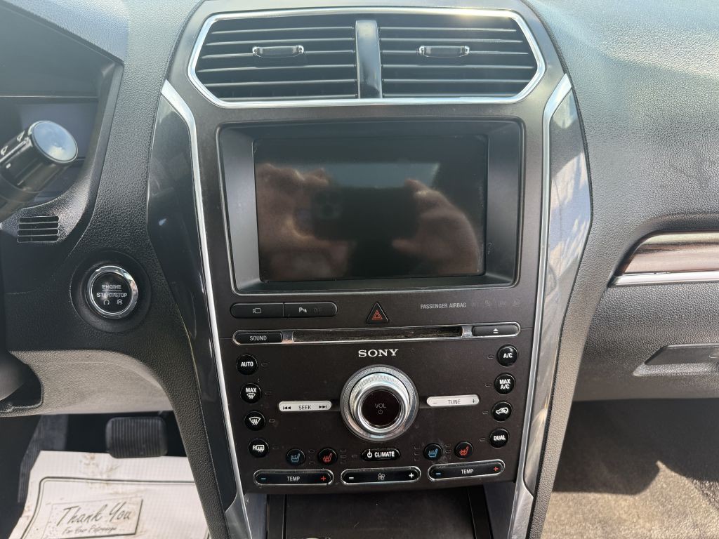 2017 Ford Explorer Image 12