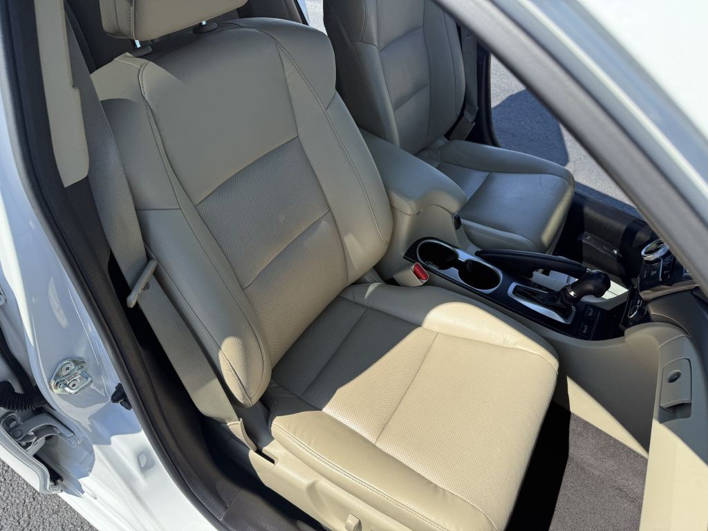 2016 Acura ILX Image 8