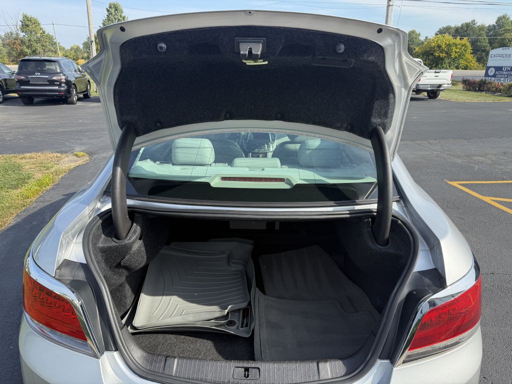 2011 Buick Lacrosse Image 20