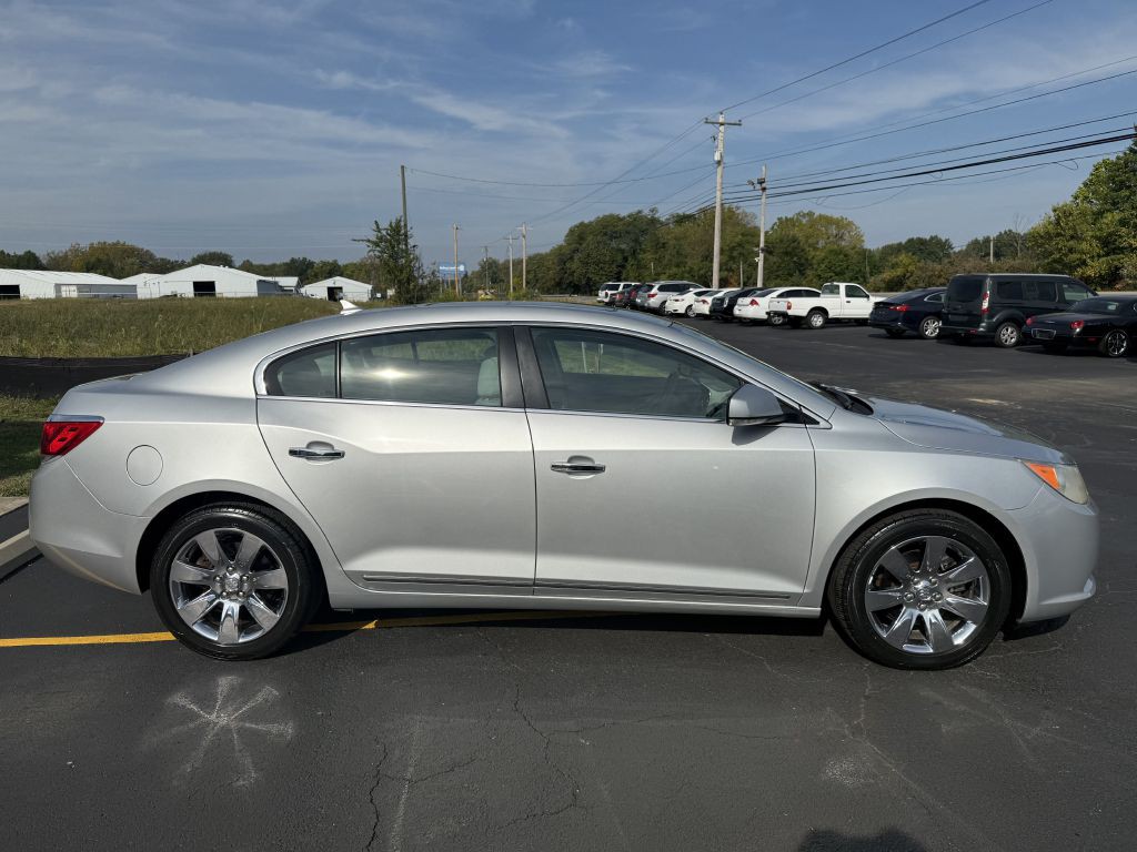 2011 Buick Lacrosse Image 24