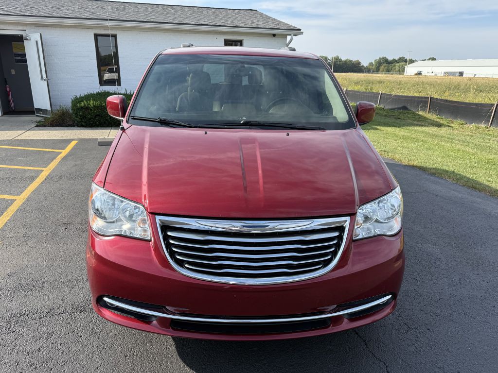 2015 Chrysler Town & Country Image 21