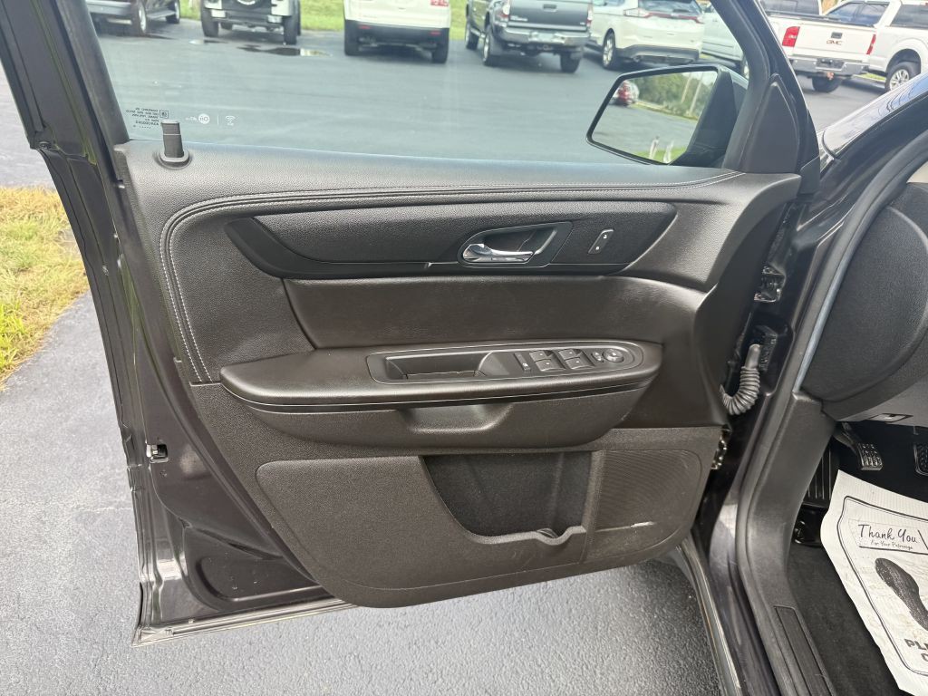 2016 Chevrolet Traverse Image 16