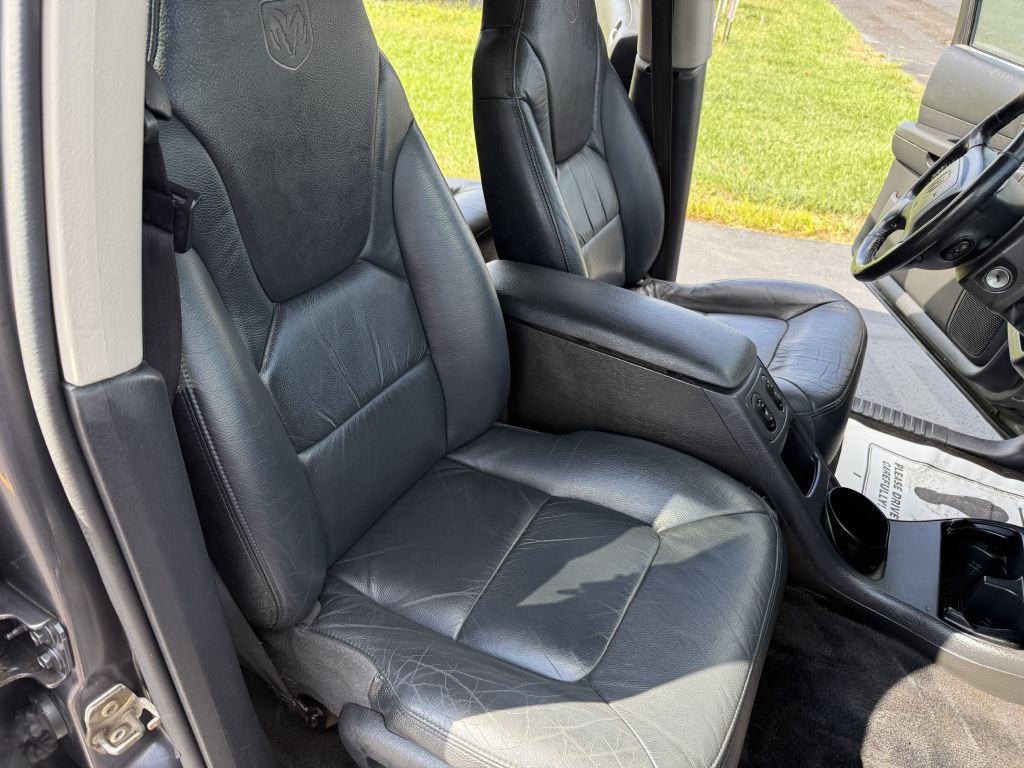 2003 Dodge Durango Image 8
