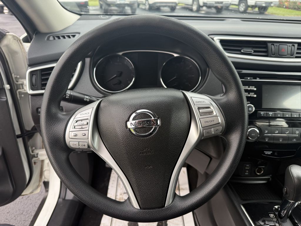 2016 Nissan Rogue Image 9