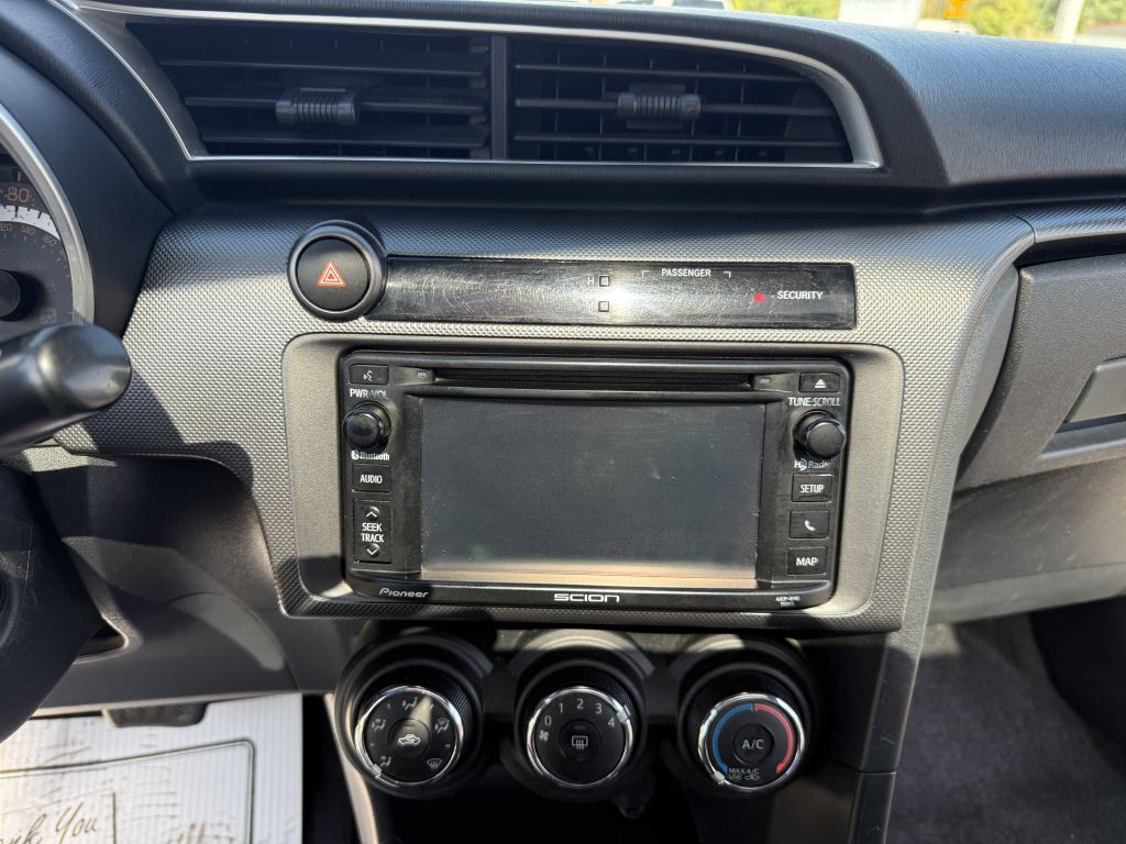 2015 Scion tC Image 10