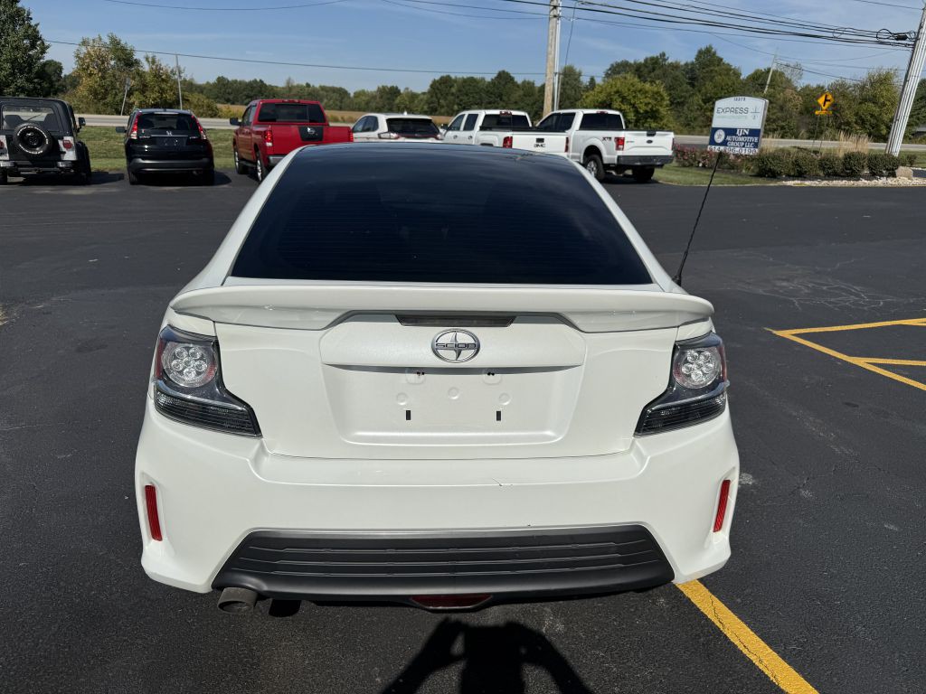 2015 Scion tC Image 19