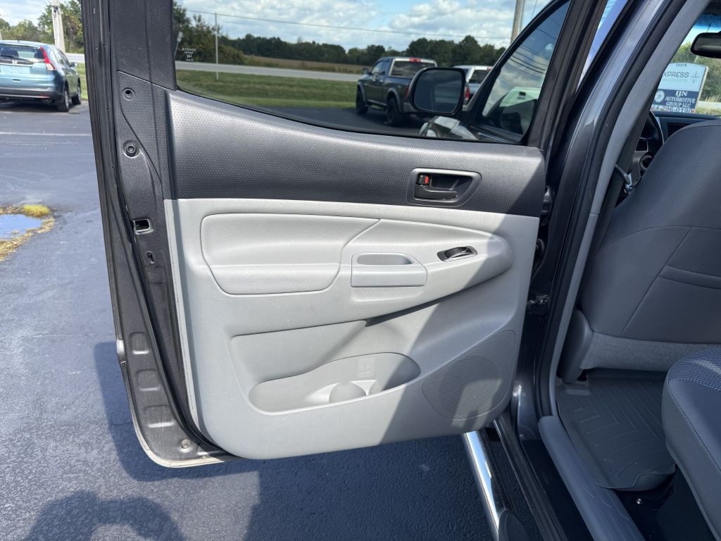 2012 Toyota Tacoma Image 15