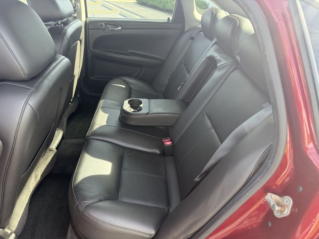 2010 Chevrolet Impala Image 6