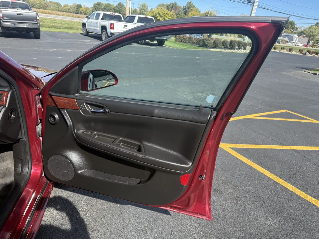 2010 Chevrolet Impala Image 17