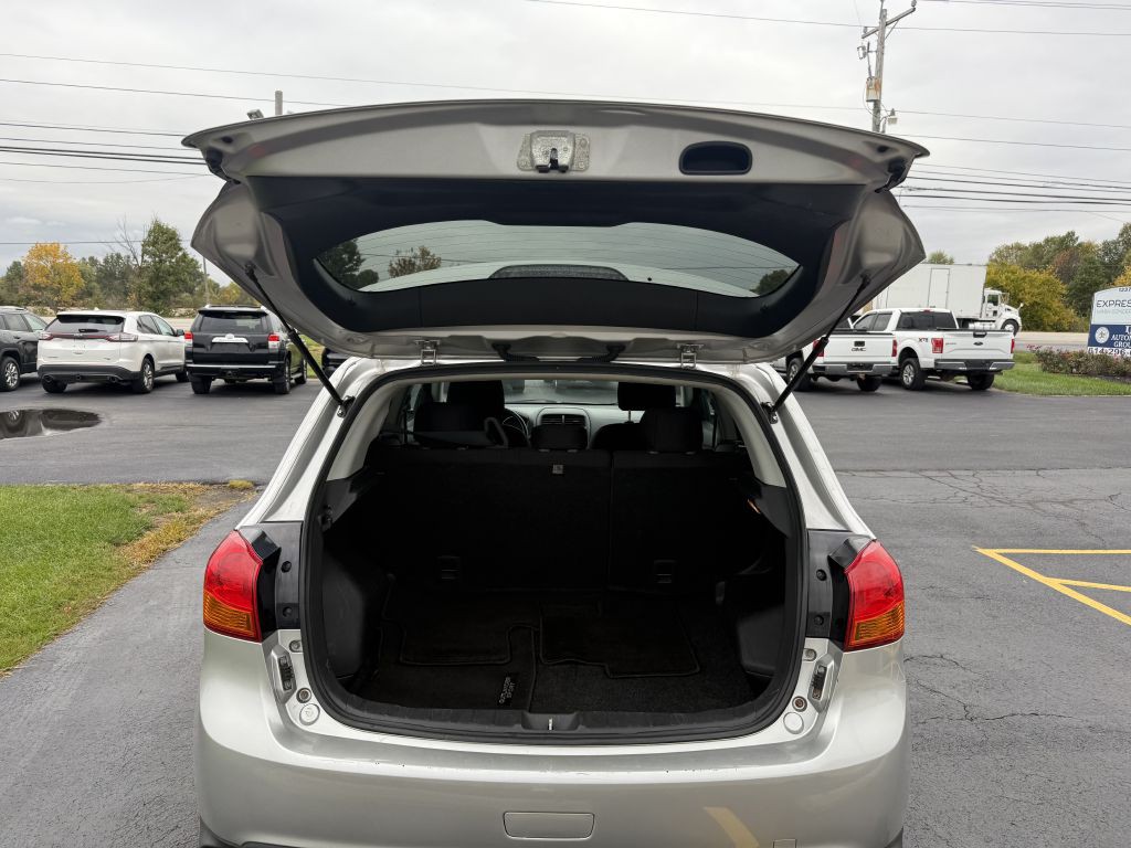 2015 Mitsubishi Outlander Image 19