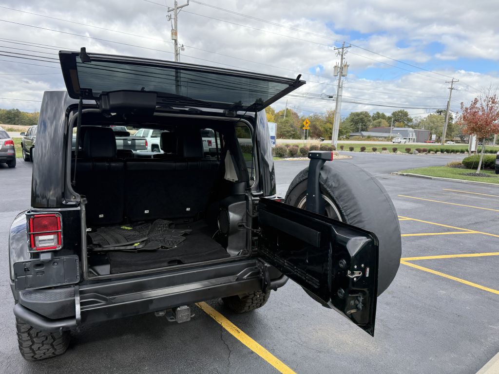 2012 Jeep Wrangler Unlimited Image 16