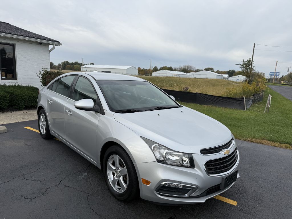2016 Chevrolet Cruze Image 1