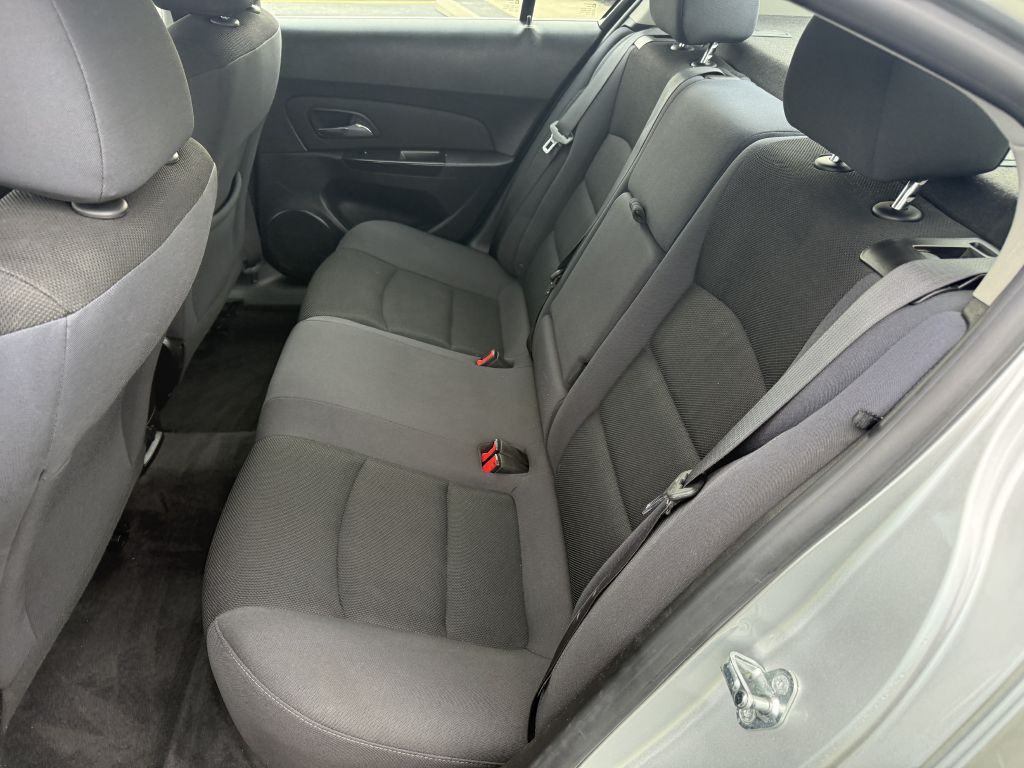 2016 Chevrolet Cruze Image 7