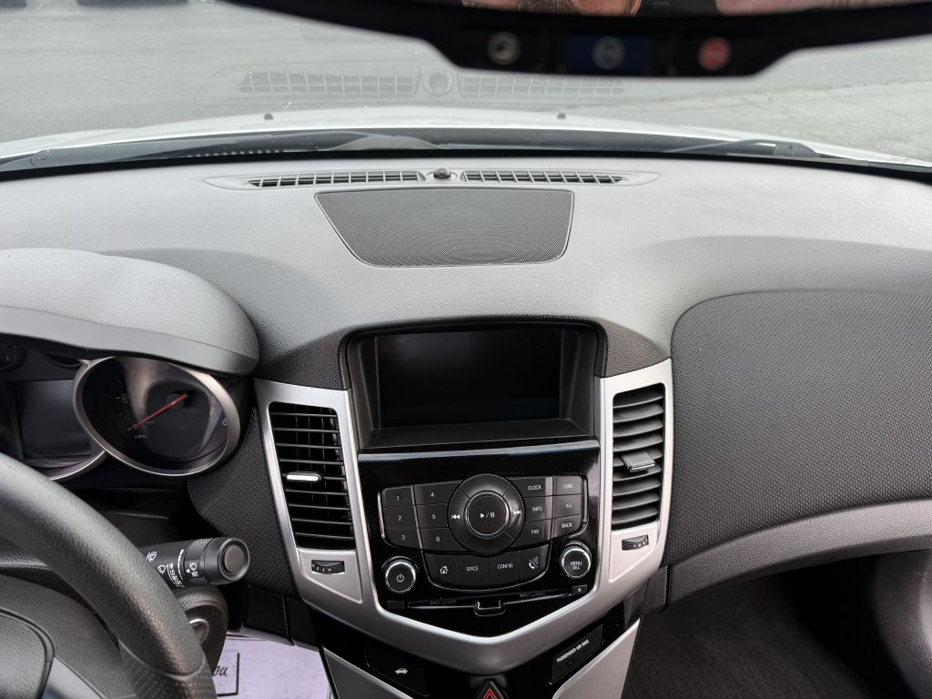 2016 Chevrolet Cruze Image 13