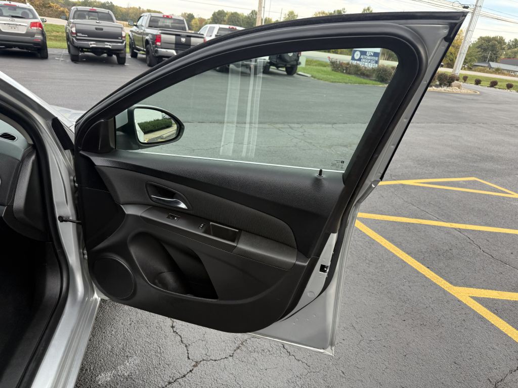 2016 Chevrolet Cruze Image 17