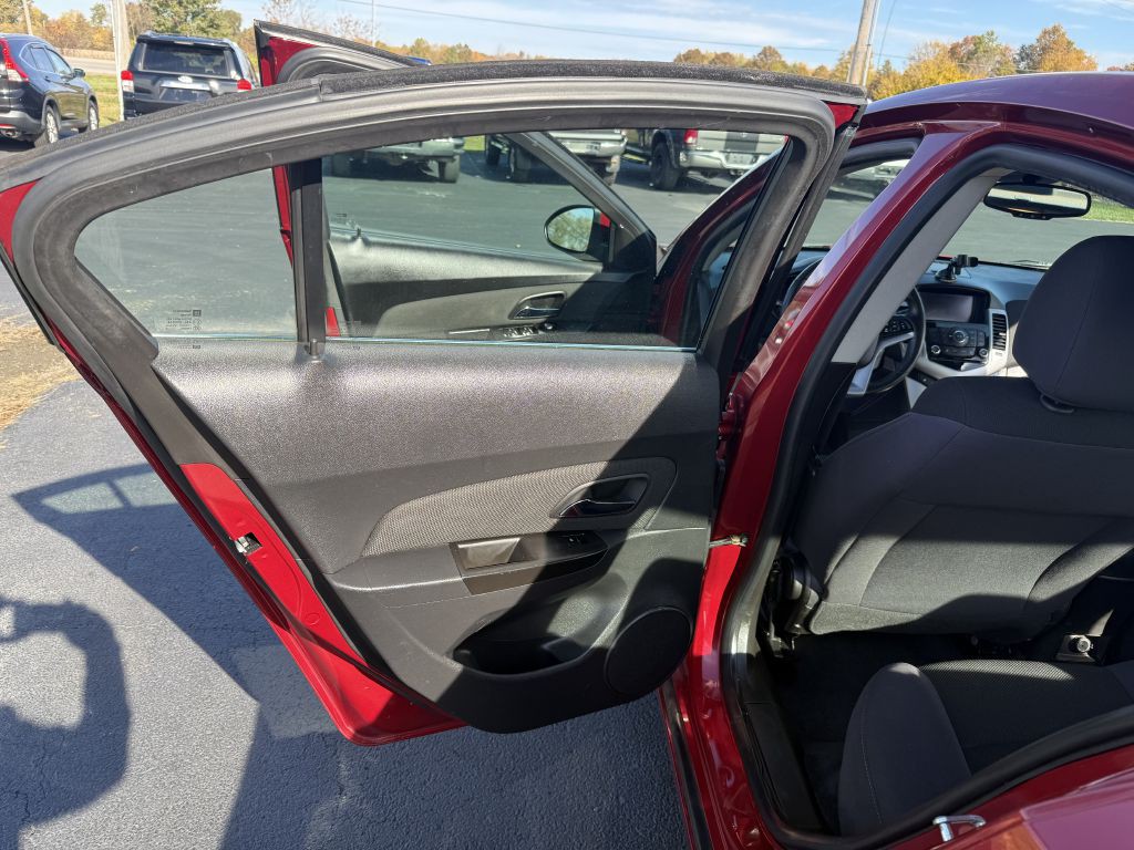 2013 Chevrolet Cruze Image 14