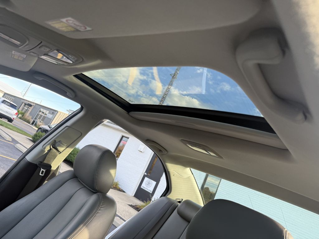 2009 Hyundai Sonata Image 13