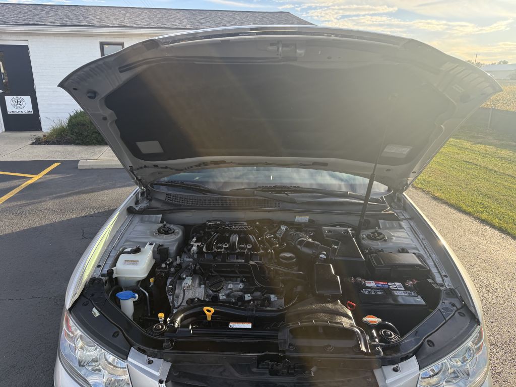 2009 Hyundai Sonata Image 20