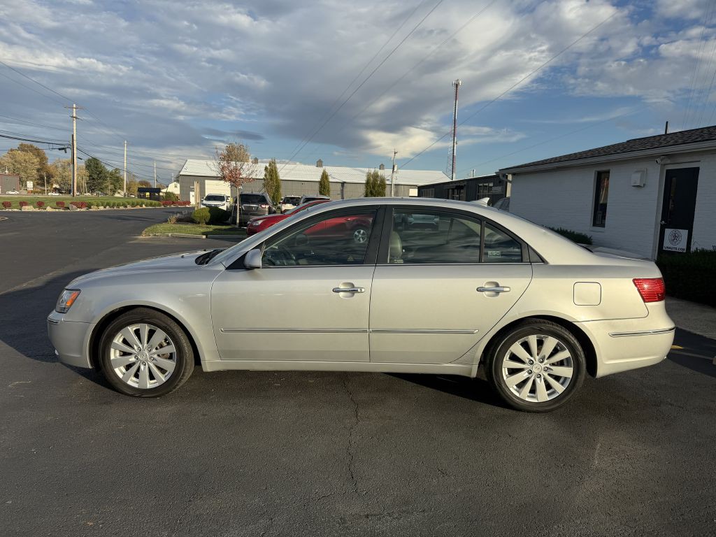 2009 Hyundai Sonata Image 21