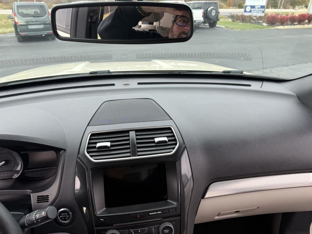 2018 Ford Explorer Image 14