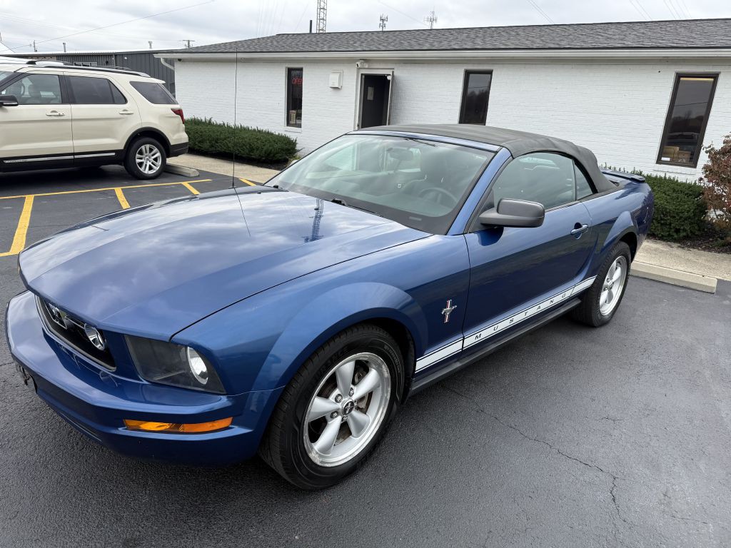 2007 Ford Mustang Image 2