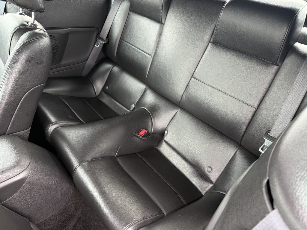 2007 Ford Mustang Image 6