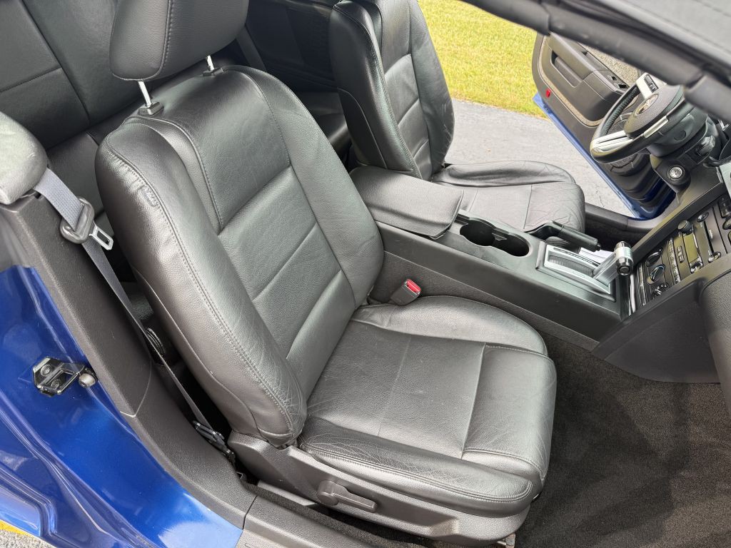 2007 Ford Mustang Image 7