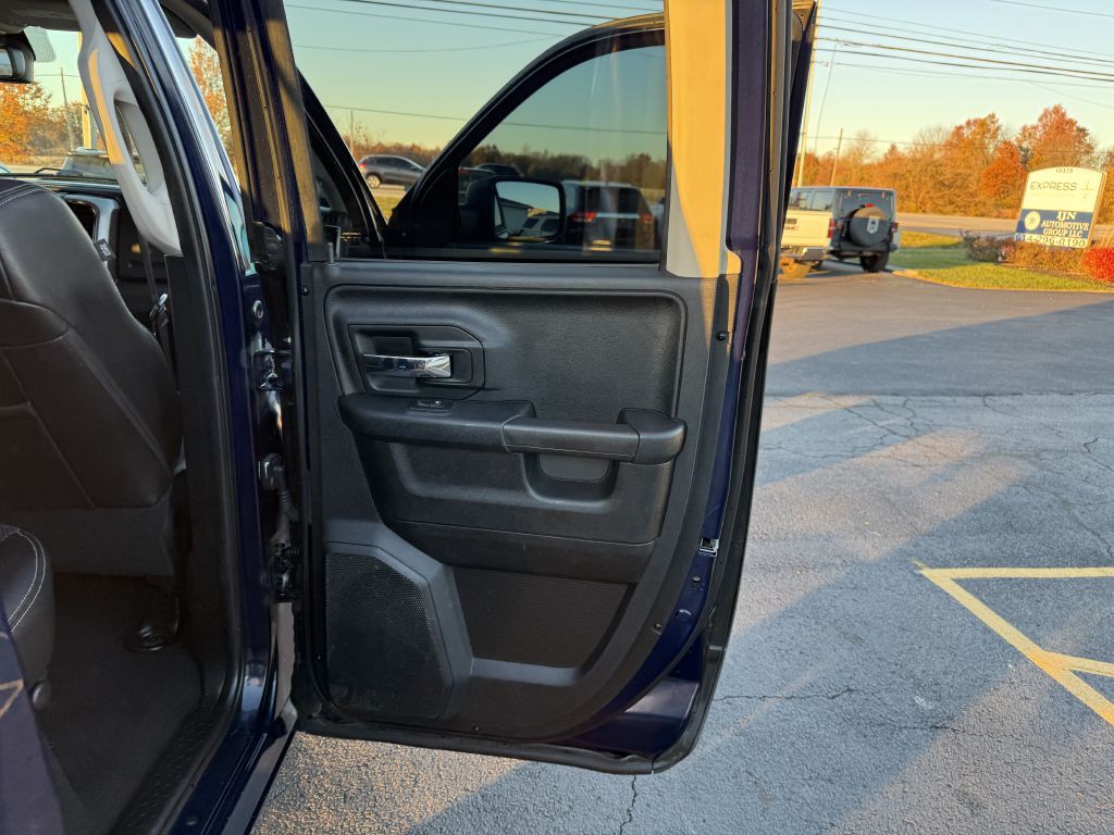 2016 RAM 1500 Image 16