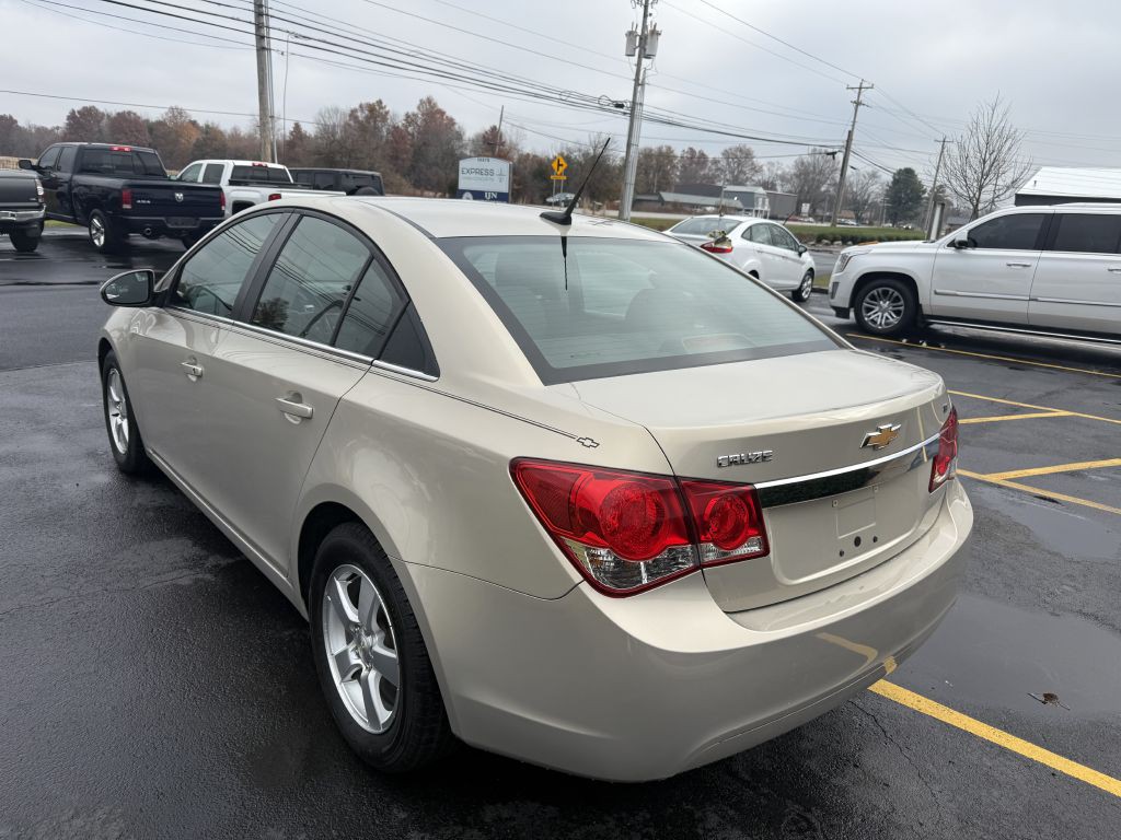 2012 Chevrolet Cruze Image 3
