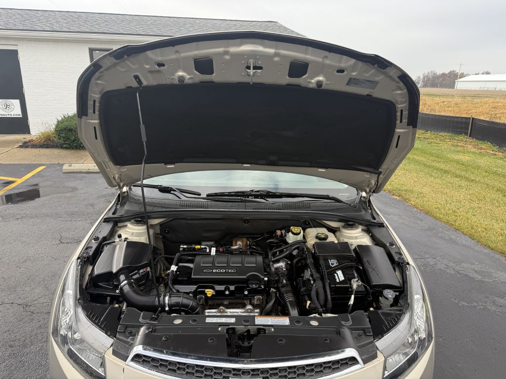 2012 Chevrolet Cruze Image 20
