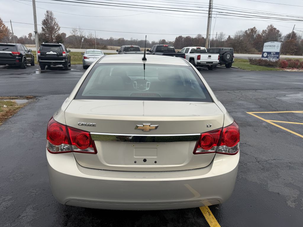 2012 Chevrolet Cruze Image 22