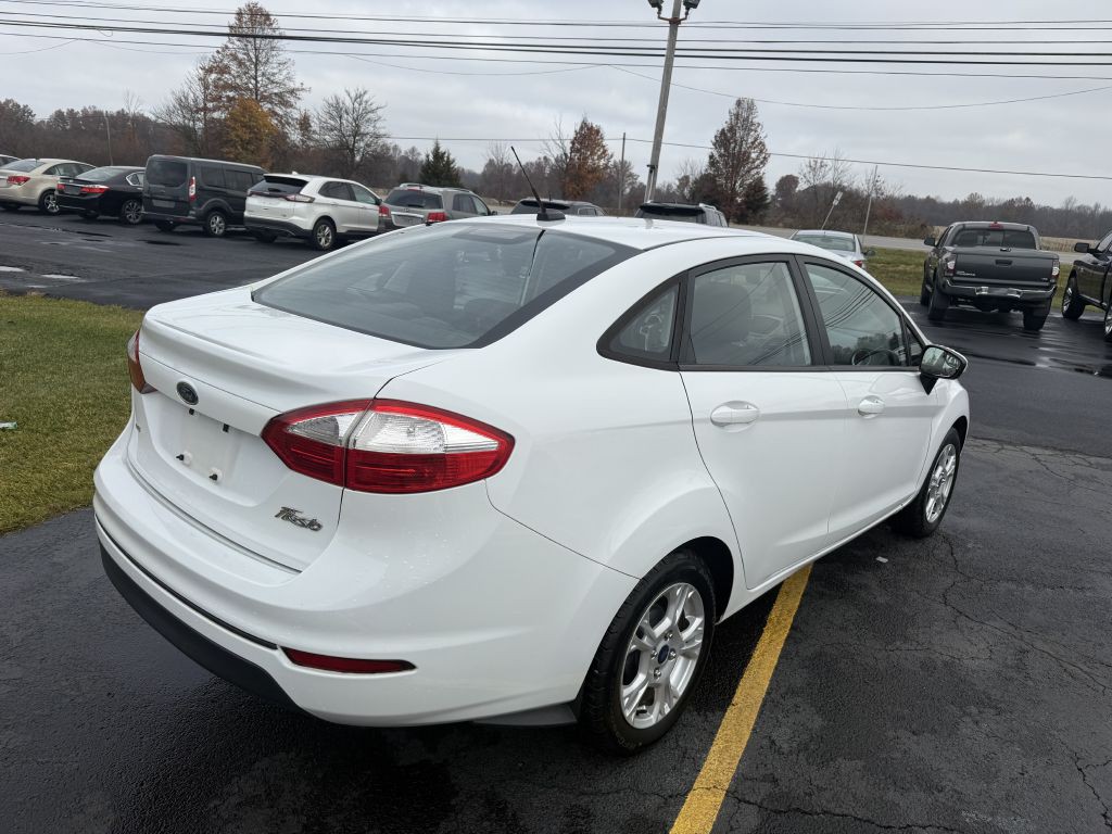 2014 Ford Fiesta Image 4