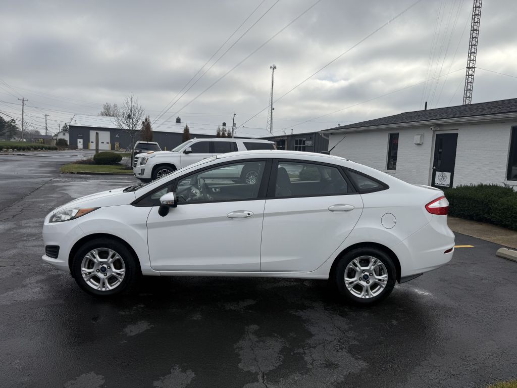 2014 Ford Fiesta Image 20