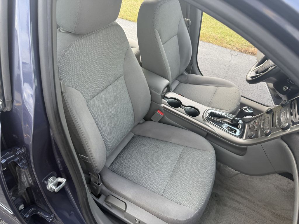 2013 Chevrolet Malibu Image 7